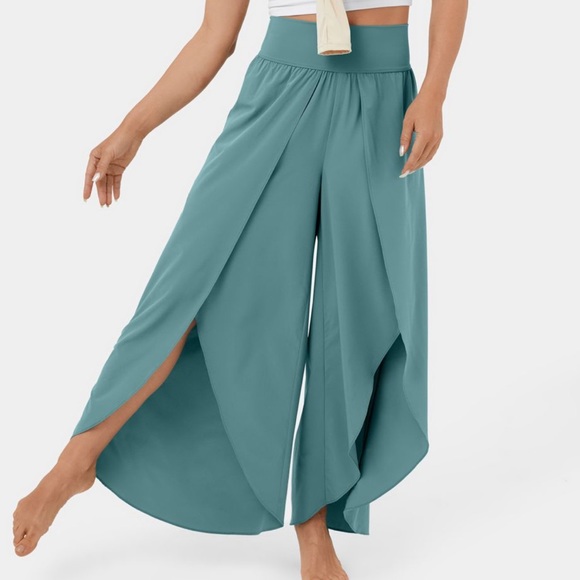 HALARA - NWT Breezeful™ High Waisted Palazzo Flowy Split Wide Leg Quick Dry Pant - Picture 3 of 13